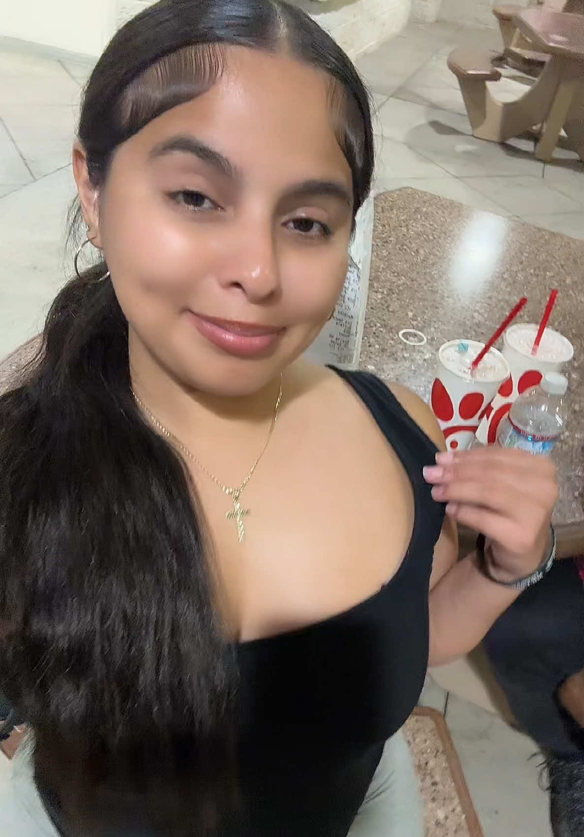 My friends kept tryna tell me the guy walking behind me was staring LIKE BAD 😂😂😂😂😂 I thought they were laughing at me lmaooo