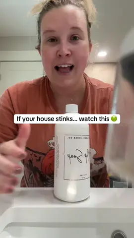 Bye bye stinky house and dirty floors!! This is the best mop soap I’ve found! 🤌 #mopsoap #MomsofTikTok 