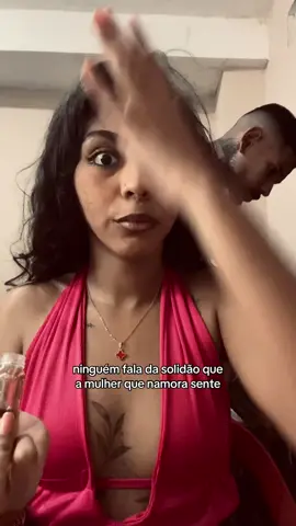 amo meu namorado, mas é inevitável se sentir assim, porquê você não tem amigas.