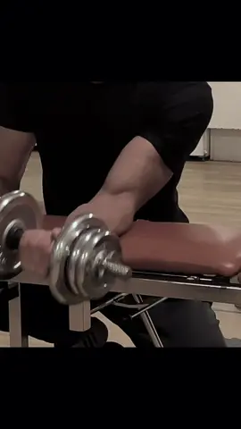 سواعد : . . . . . . . . . #لايك #اكسبلور #سوريا #gym #GymTok 