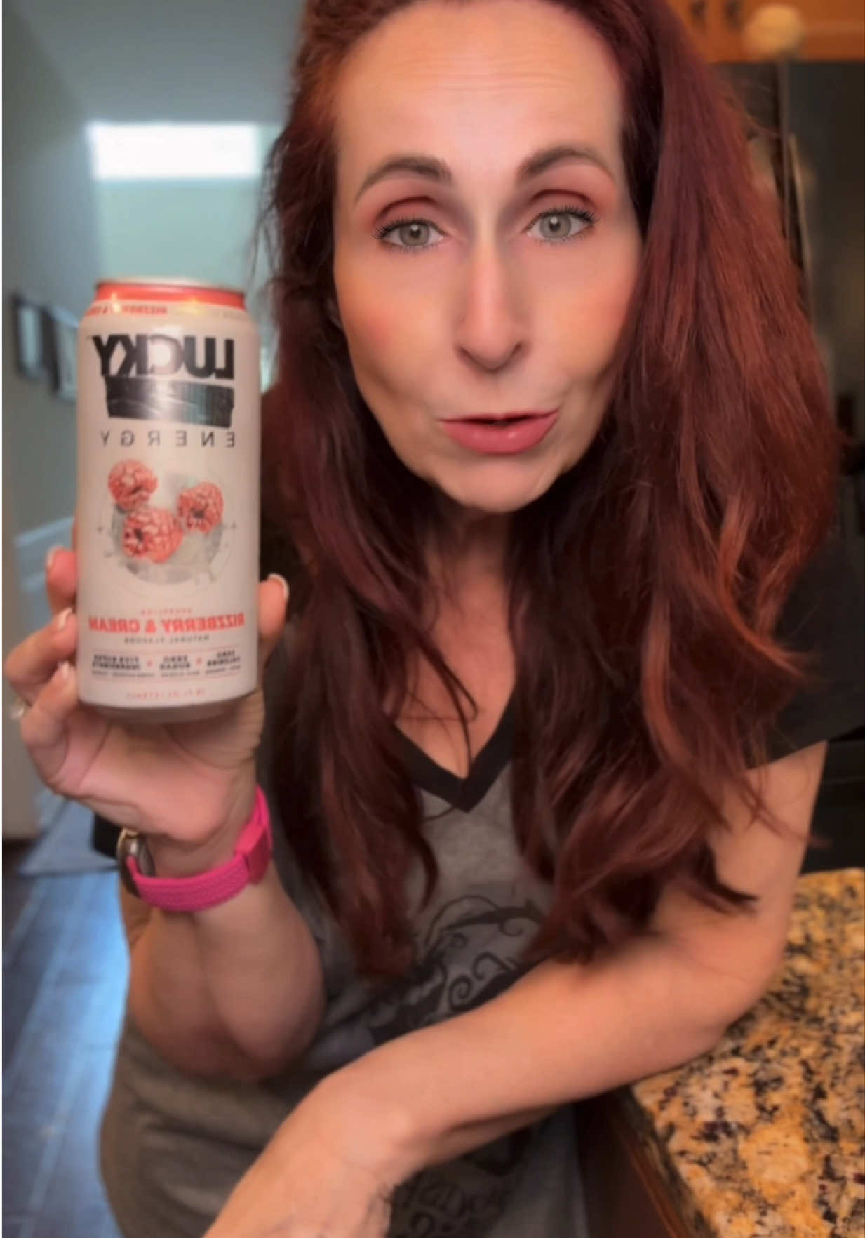 @Lucky Energy Zero calorie energy drinks are loaded with flavor!! #energy #energydrinks #zerocalorie #tiktokmademebuyit #colddrinks 