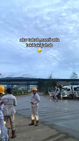 minta mahab memangmi tante 🤣 #sulawesiselatan #fyp #fppppppppppppppppppp #wedabaynikel🇲🇨🎌 #huafeinickelcobalt 