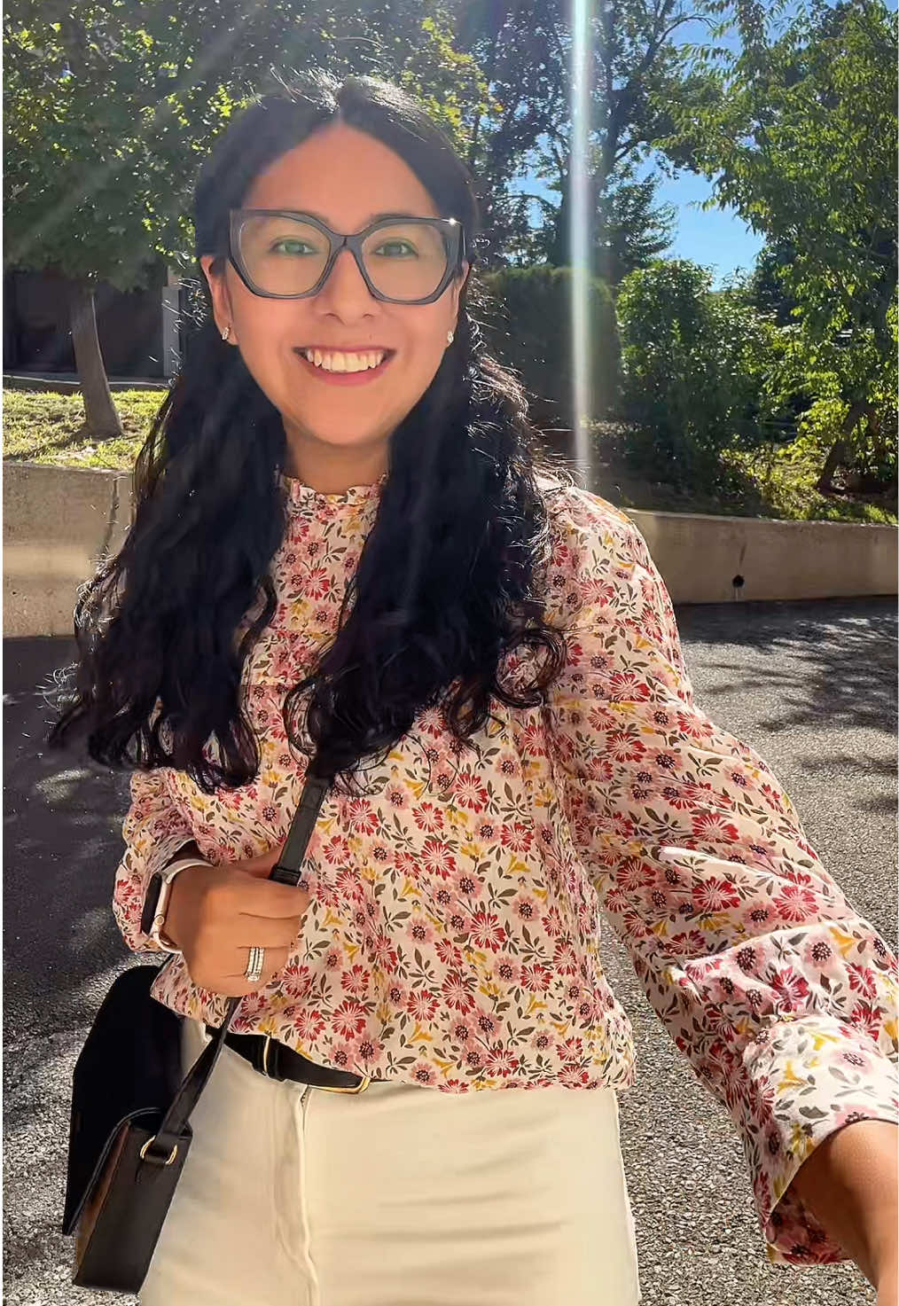 Por fin es viernes amiga! Pero primero un quick outfit check y lista para arrancar el weekend #ootdfashion #parat #fyp #latina #peruana 