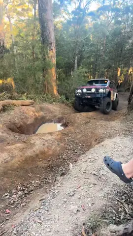 “Oi film this”  - #8inch37s #4wd #patrol #nissan #fnq  @Zamika 💅 @emosgu 