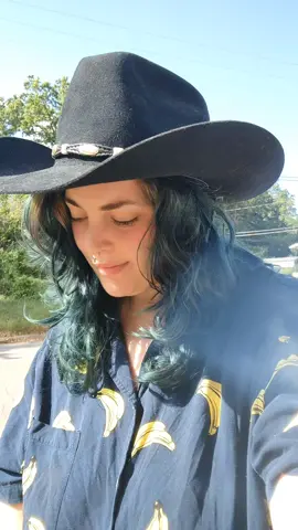 if this gets 3000 views, I will get $11  😊 good luck to me. happy cowboy day  #cowgirl 