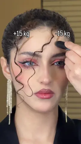 Which side do you prefer?✨ @serenasrosess #makeup 