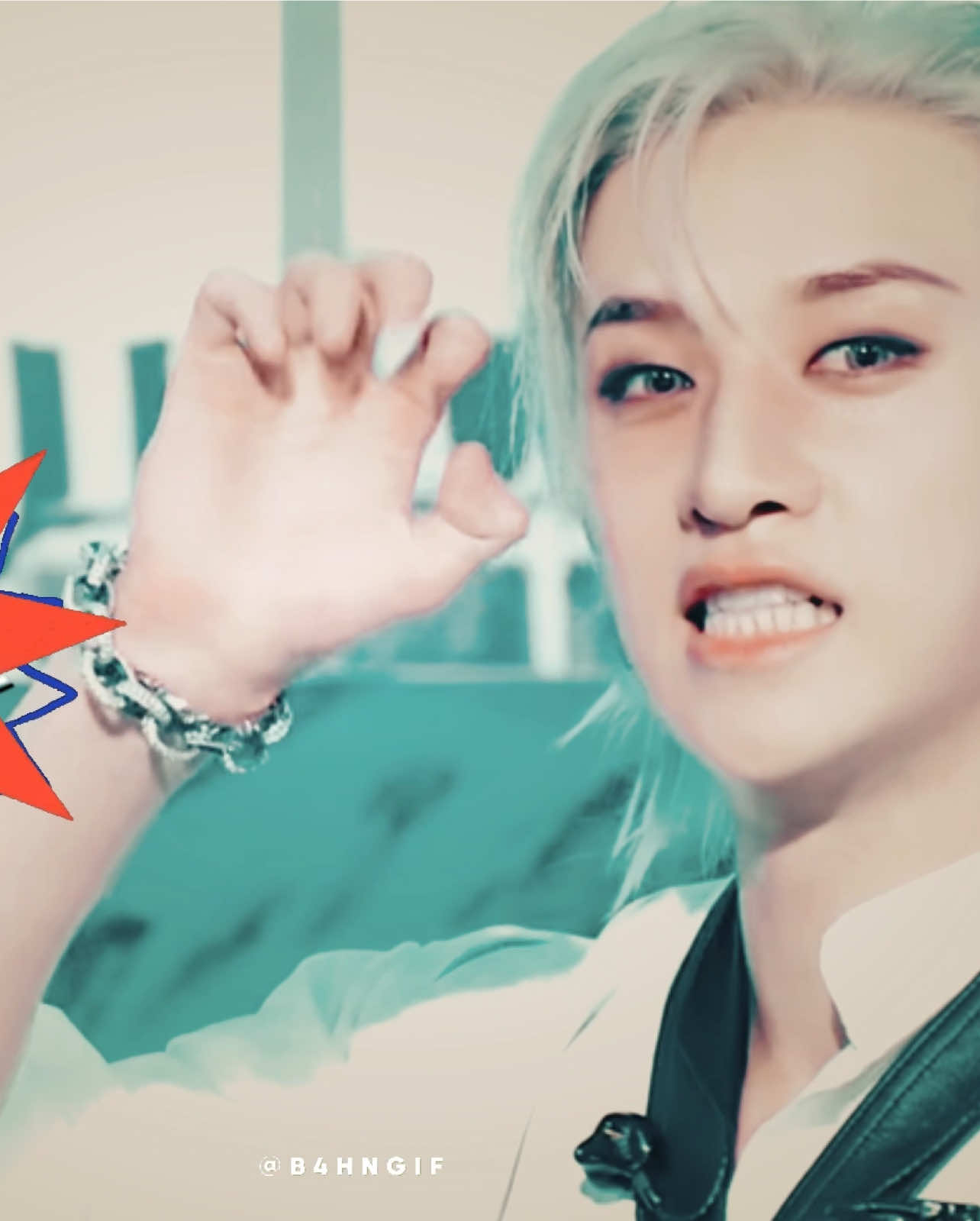 esse abraço casa 🫂🤍 : #bangchan #mpb #foryou #straykids #b4hngif 