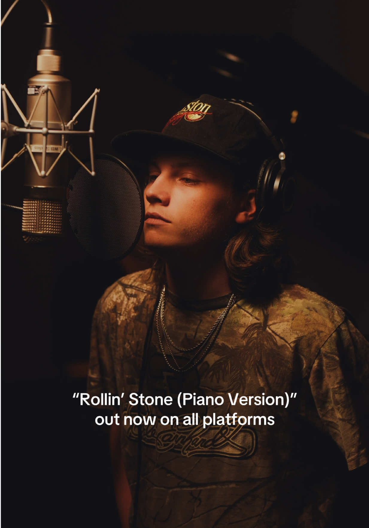 “Rollin’ Stone (Piano Version)” out now on all platforms #blakewhiten #newmusic 