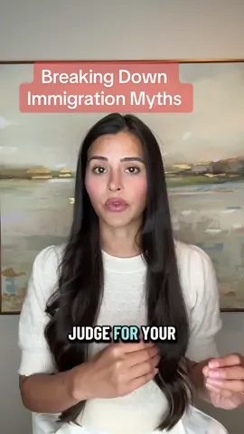 🚨 Myth Alert: A pending USCIS immigration application does NOT protect you from ICE detention. If you're not a legal permanent resident or U.S. citizen, an encounter with ICE can lead to detention—even if you have an active case. While a pending application may help secure an immigration bond, it doesn't guarantee release. Stay informed. Know your rights. #ice #knowyourrights #bonds #uscis #abogadodeinmigracion 