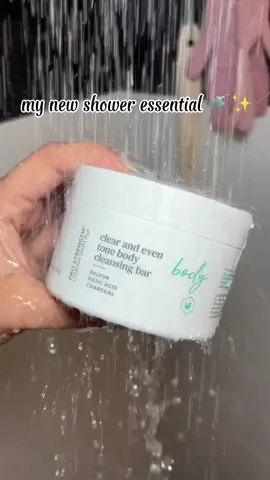 Gifted by Urban Skin Rx ✨ my shower routine just got an upgrade 🚿 clear & even tone body cleansing bar 🤍 @urbanskinrx #urbanskinrx #bodycare #skincarefavorites #showerroutine #aestheticroutine 