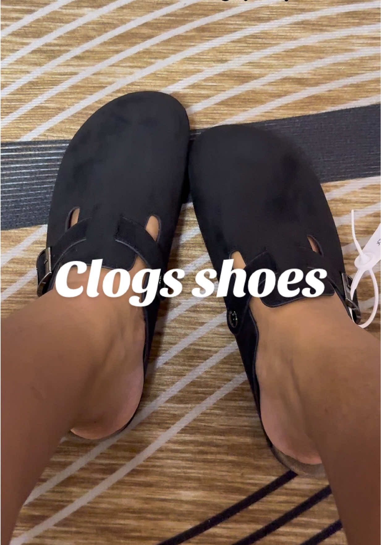 GNda ng clogs shoes na to same na same sa mall na mamahalin dun yun quality nito #viral #fyp #bostantenshoes #clogshoes #clog 