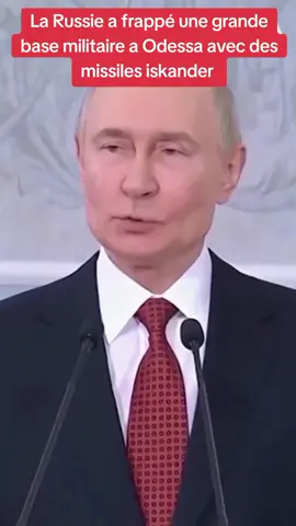Urgent la Russie a frappé une grande base militaire a Odessa Ukraine #guerre #russie #ukraine #vladimirputin 