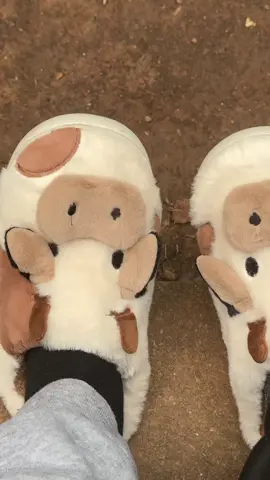 #slippers #houseshoes #cowshoes 