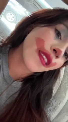 Ojitos mentirosos 🤡