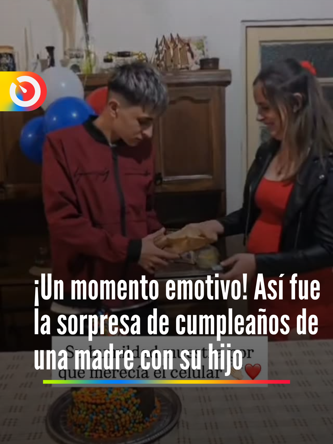 #viral ¡Un momento emotivo! Así fue la sorpresa de cumpleaños de una madre con su hijo que ha conmovido miles de corazones en redes sociales. #sorpresa #regalo #regalos#cumpleaños #birthday #celebration #momentos #video #paratiiiiiiiiiiiiiiiiiiiiiiiiiiiiiii #madreehijo