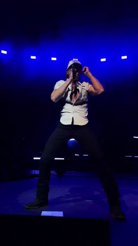 #tuckerwetmore #syracuseny #windupmissingyou #frontrow 