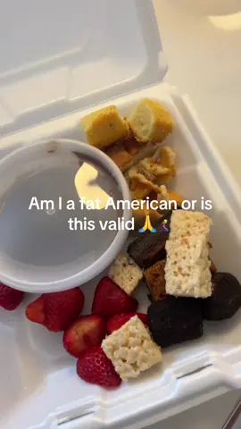 I swear the serving portions were sm bigger. @The Melting Pot Restaurants #meltingpot #viral #fyp #servingportion #smallserving 