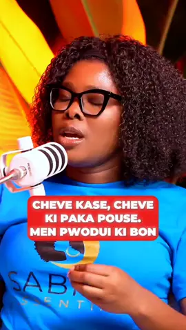 Ale sou @Sabineessential  si cheve w ap kase  Siw gen cheve ki paka pouse  Pwodui yo 100% Bio, sa vle di yo pap baw pwoblèm Ale sou TikTok kounya pouw pran pwodui paw la 🤑  #haitianentrepreneur #business #haitianbusinesses 
