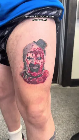 If you finished the video, What’s your favorite scary movie? 🎥 🍿 **DO NOT MESSAGE ON TIKTOK** For all tattoo inquires visit my other socials, all same username💖 #fyp #michigantattooartist #tattoo #horrormovie #horrortattoo 