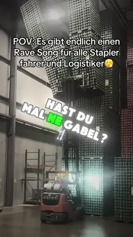 Montag 20 Uhr kommt Song 🔥#arbeit #chef #tiktokchef #viral #fyp 