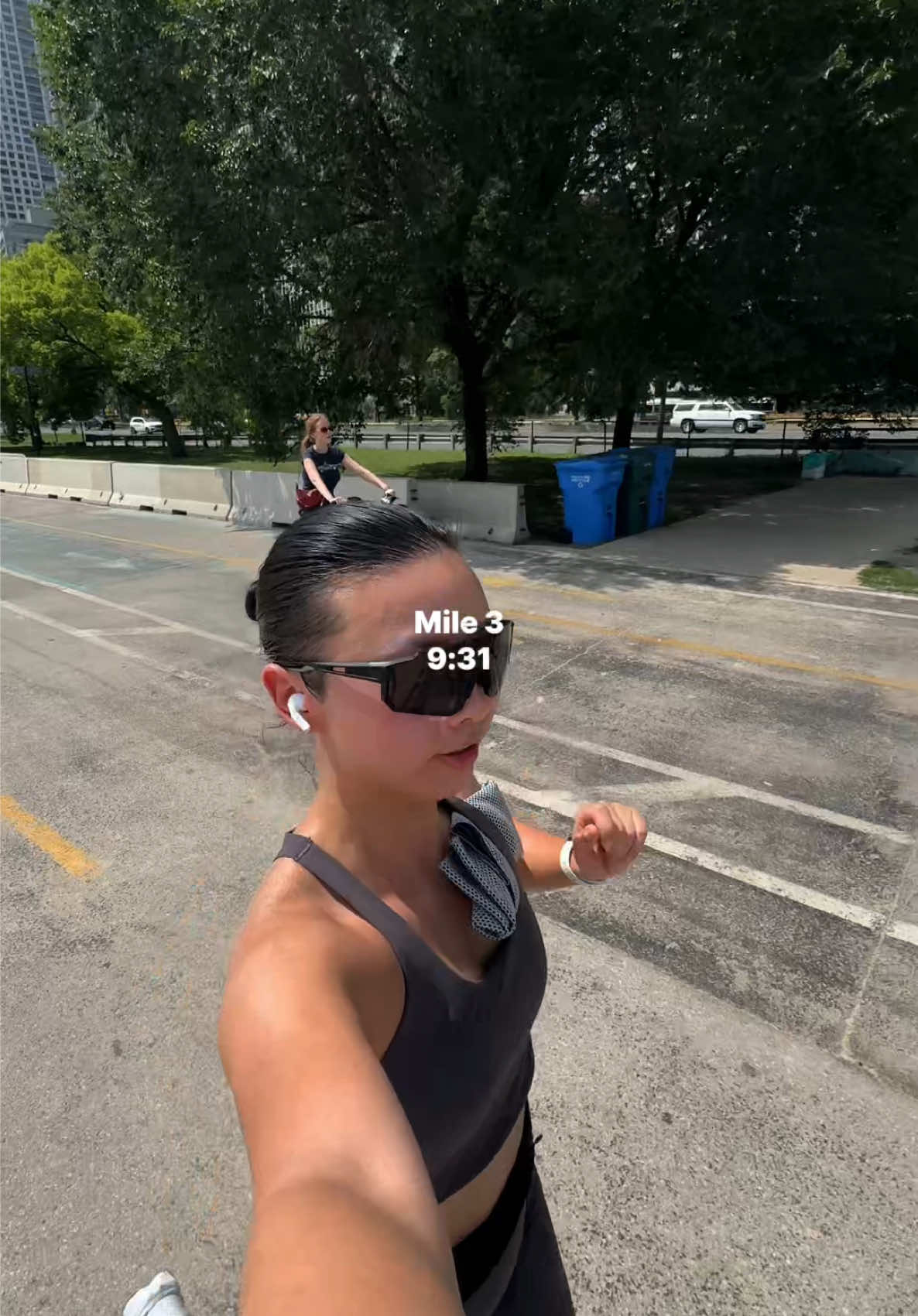 it was a very very hot day in chicago 🥵 this was from 2 weeks ago #runningvlog #runningmotivation #Fitness #wellnessgirl 
