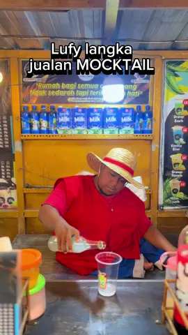 Lufy manusia langka jualan mocktail dan esteh 😅 Jangan lupa mampir yaa Di depan pasar rambipuji jember Buka dari jam 16:00 sampai jam 22:00 Khusus nanti malam acara tajemtra Buka dari jam 16:00 sampai sak kesele😅 #fyp #lucu #onepiece #rambipuji 