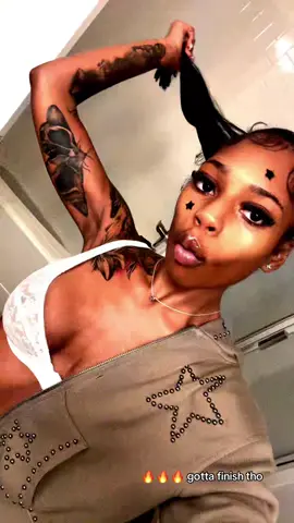 tatted up shawty 