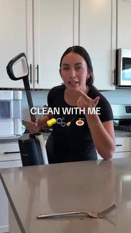 Random review of the Tineco Floor One S5😅 I’d give it an 8/10 just because some spots I had to go over more than 2-3x. Other than that, I can vacuum a spilled bowl of cereal??? SAY LESS🙂‍↕️ @Tineco-US @Mrs. Meyer’s Clean Day  #momtok #tineco #cleaningreset #cleaninginspo #cleaningvlog