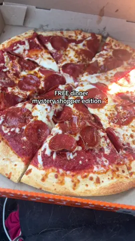 come eat a FREE dinner with me🍕check out my field agent playlist so you can get free food and free products to try as well!  . . . #mysteryshopping #mysteryshopper #fieldagent #couponcommunity #couponer 