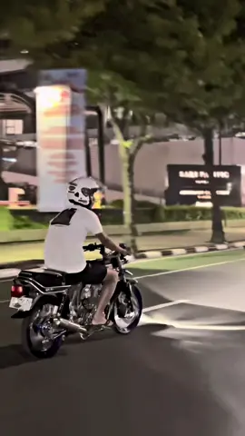 Rayakan lagu kebangsaan.🫡