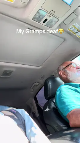 Gramps deaf btw #fyp #ilovegrapes #ilove #deaf #alone 