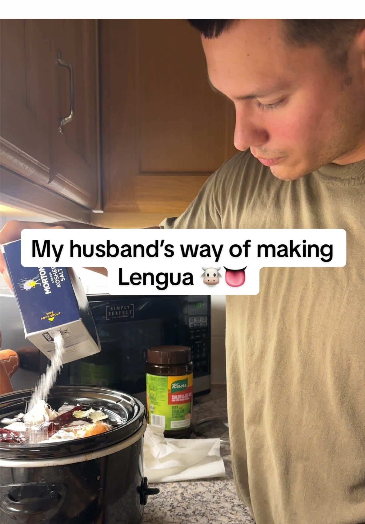 As long as I don’t see it after being cooked I’m ok 😭😂 #husband #cooking #lengua #mexicanfood #recipes #foryoupage 