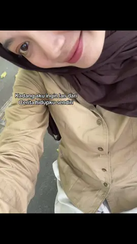 Tapi karna ada ortu,pasangan,orang di sekeliling baik dan impian yang terus buat diri kuat dan terus melangkah #lewatberanda #fyppp 
