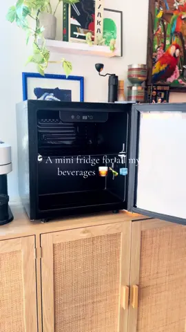 I’m obsessed!!! Now time to restock my mini fridge with some drinks 🙌🏼✨##minifridge##minifridgerestock##beveragefridge##drinkrestock##drinkcooler##winecooler