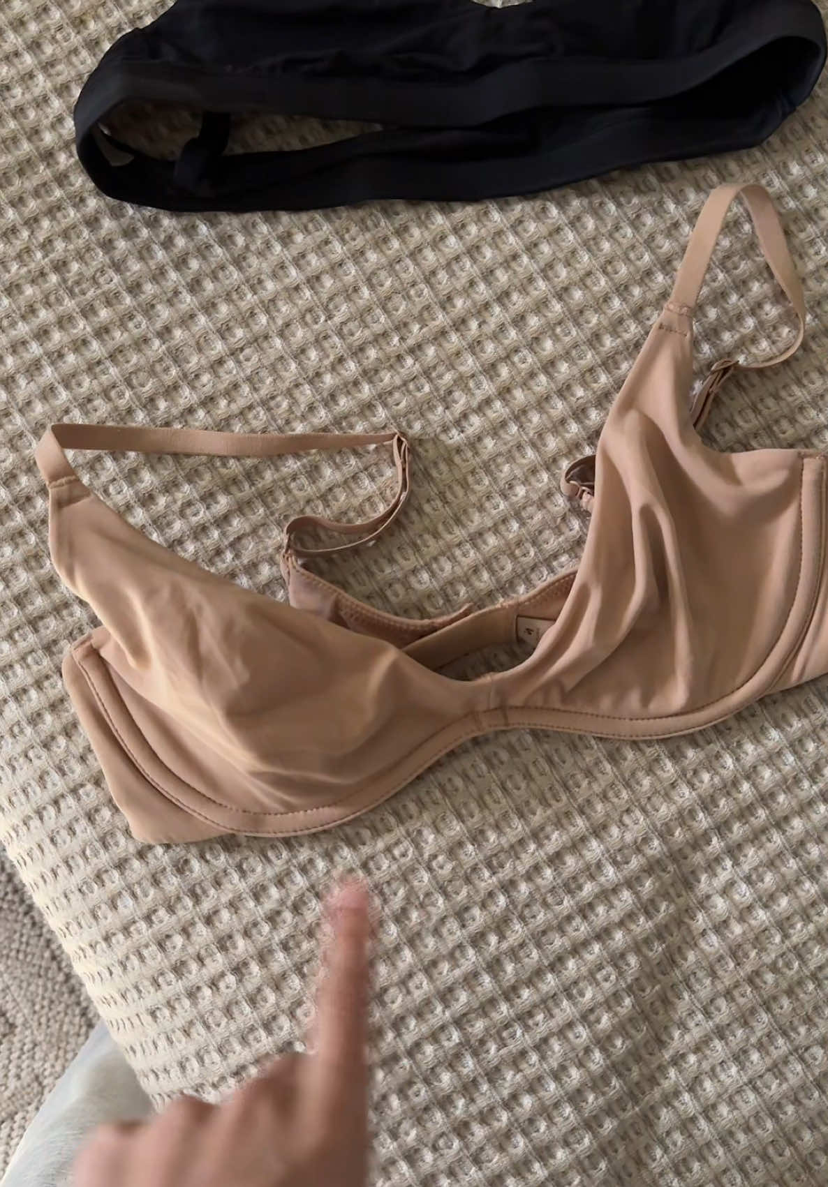 The best bra 😍 @INLYRIC #bra #bras #comfybra #viralbra #minimizerbra 