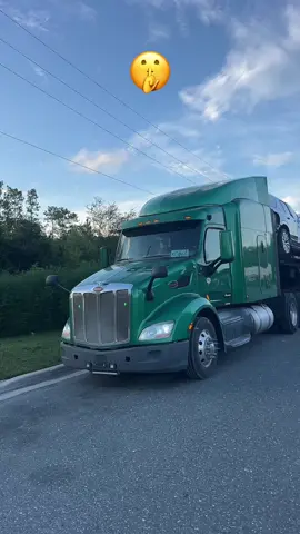 #579peterbilt #carcarrierpower 