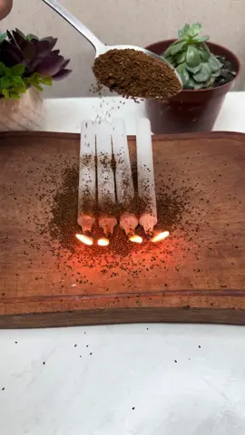 Joga café nas velas acesas. 😱 #dicas_utilidades #facavocemesmo #utilidadepublica 