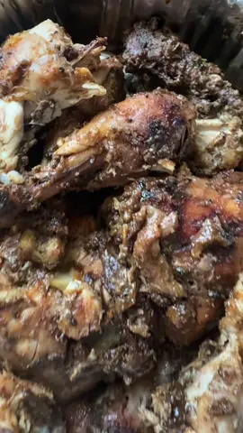 🍗🫘🍚🇯🇲  #Foodie #fyp #foodtiktok #jamaicatiktok #summermashup 