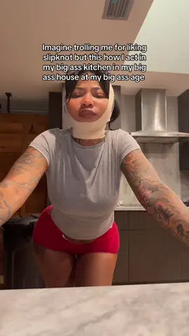 Follow my new TikTok @Samira Lesha !!!!! 