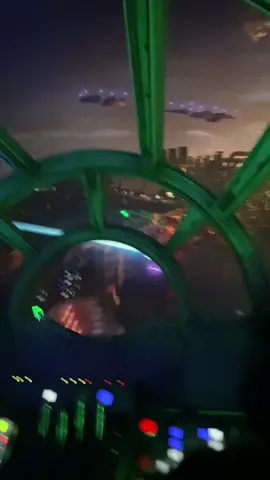#starwars #disneyland #milleniumfalcon #disneyrides 