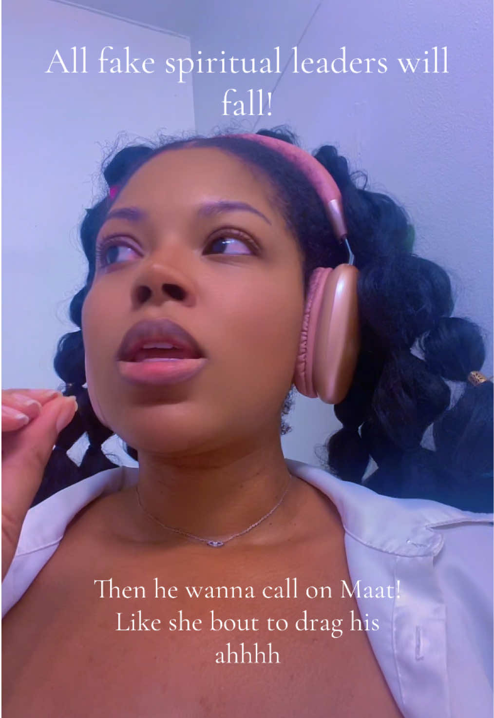 Mind you the Divine picked the sound 💅🏽