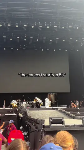 🤯🥲 #billieeilish #htetour #finneas #rockenseine #festivals 