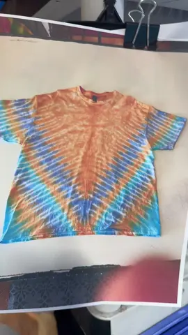 #jammintiedyestudio #handmade #tiedyefashion #artist #tyedye 