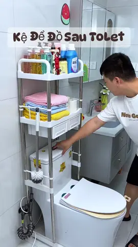 Kệ để đồ phia sau tolet giúp nhà tắm nvs gọn gàng. #giadungtienich #giadungnhasam #keboncau #kededonhatam #kededotoilet 