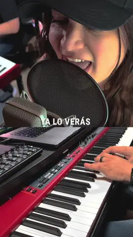 Si estás pasando por un momento difícil, este video es para ti! 🙌 Compártelo a esa persona que lo necesita y guarda este reel como recordatorio de fe! If you’re going through a difficult moment, this video is for you! 🙌 Share it with someone who needs it and save this reel as a reminder of faith! #KervinLebron #Lavictoria #yaloveras #Fe #faithful #Jesus #tumilagro #couple #promesasdeDios #duo #kervinylili