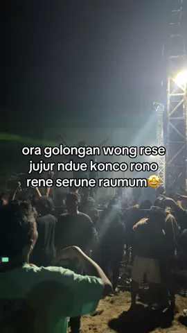 Six asix #ojingjepara #ojingpati #ojingtogether #ojingfunpati #LAGREBORN 
