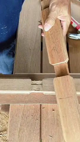 The quality of a job.. Window frame.  #jendelakaca #reels #woodwork #decor #doors #makersgonnamake #interior #woodart #construction #woodworking #carpenter #table #furnituredesign #woodcarving #viralreelschallenge #FineWoodworking #woodworkingcommunity #interior #wooddesign #carpenter #maker #DIY #reelsfb #furniture #wood 