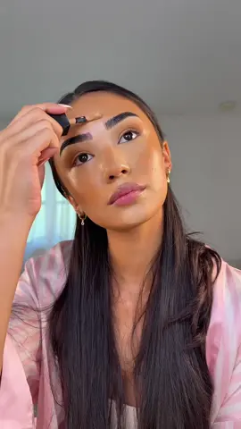 Birthday makeup tutorial, photos posted on @Zoraida Jazmine 🤍 #beauty #grwm #makeup #beautyinfluencer #miamiinfluencer products - @ColourPop Cosmetics @Huda Beauty @Anastasia Beverly Hills @NYX Professional Makeup @r.e.m. beauty @maccosmetics @Beauty Bakerie Makeup @Juvia’s Place @madebymitchell 