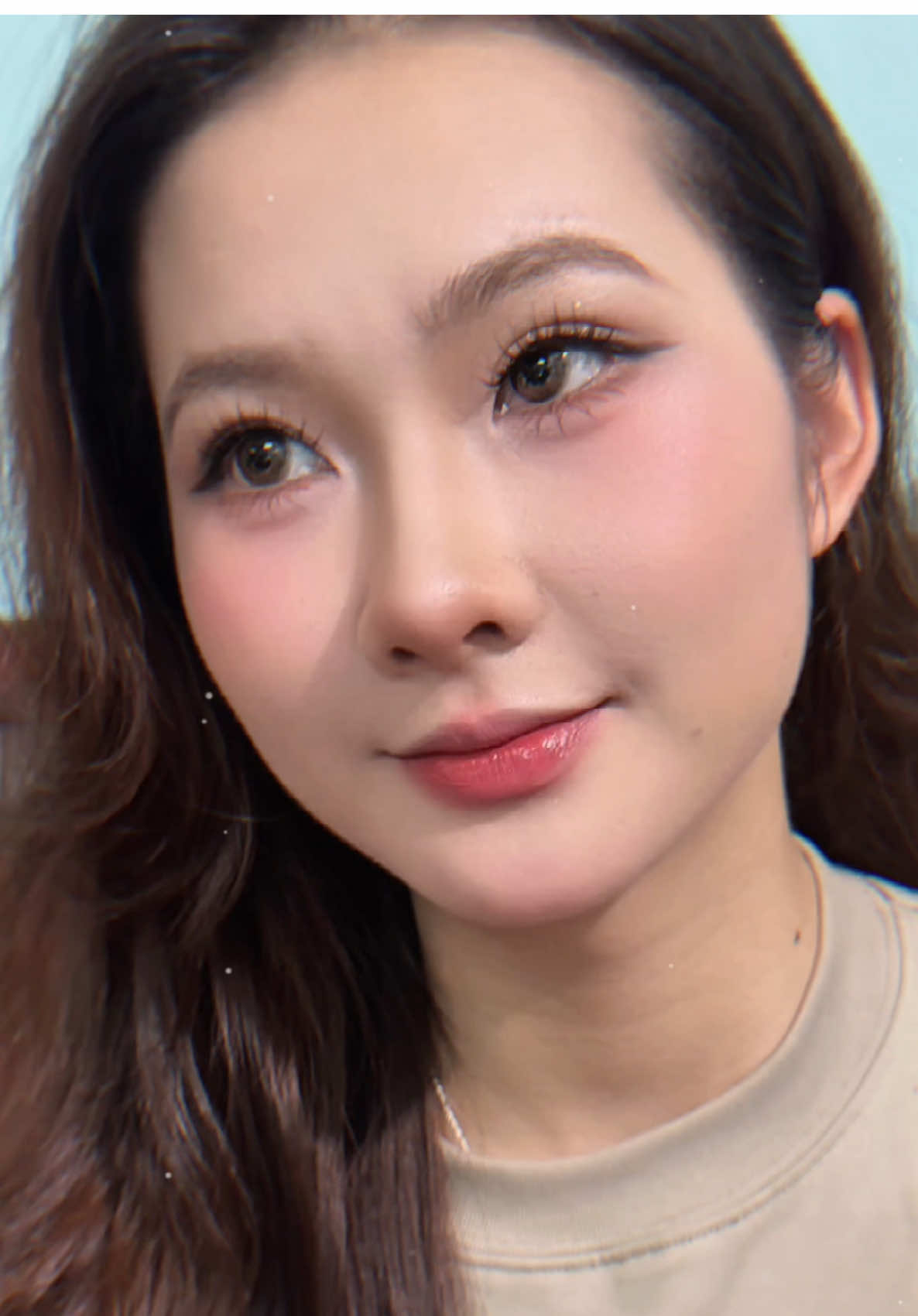 #CapCut Quay vội khách iu của em 🥰 Khách em bảo make mấy nơi chưa ai kích được mí em thì oki để chị là tới công chiện liền nha ♥️ #fyp #top1trending #viral #makeup 