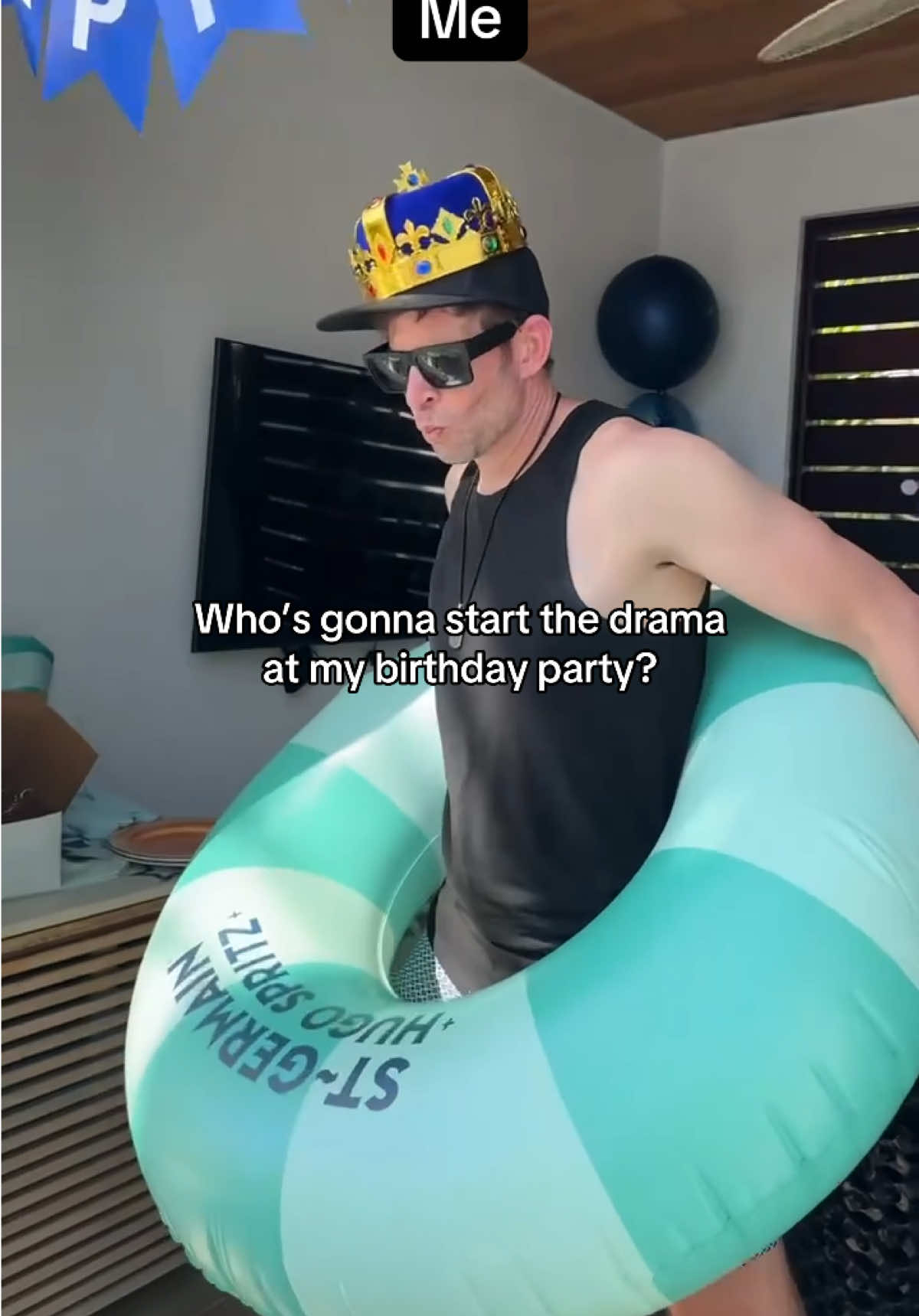 OR….none of the above 👀🌴🍹 #birthdayparty 